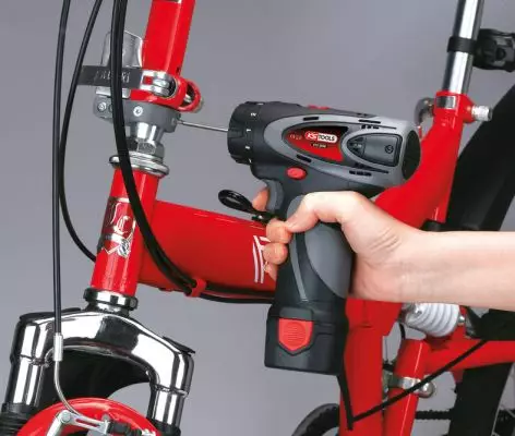 Ruuvinväännin, akku, 1/4/ istukalla - Akkukärkiruuvaimet / akkukärkiruuvain - 1692 - 1