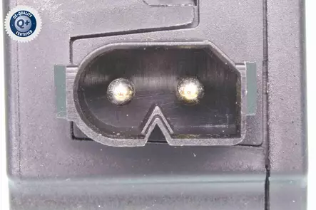 Ohjainlaite, auton säiliönluukku BMW - Auton virtalukot, vl-pohjat & lukko-osat - 6358 - 2